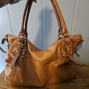 Chic Tan Leather Hobo Bag